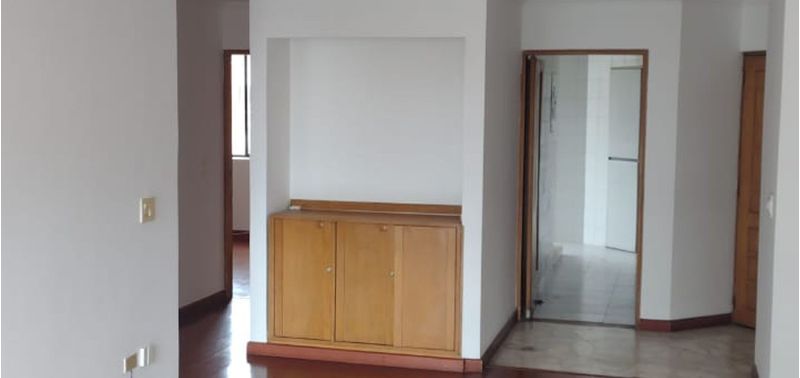 Apartamento en Venta en Bogotá, D.C., Santa Bárbara-0