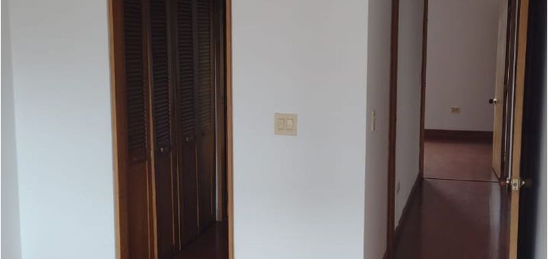 Apartamento en Venta en Bogotá, D.C., Santa Bárbara-2