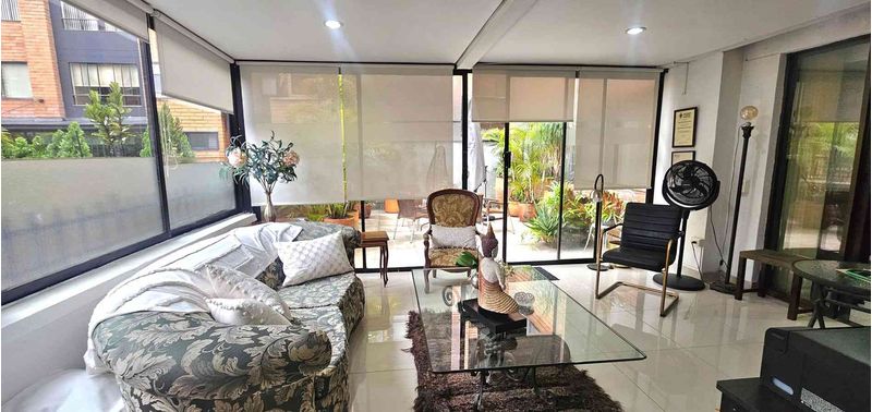Apartamento en Venta en Medellín, El Poblado-0