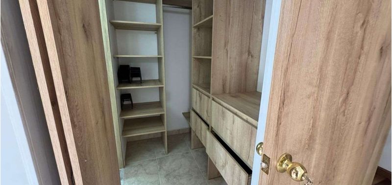 Casa en Venta en Medellín, Belén La Mota-12