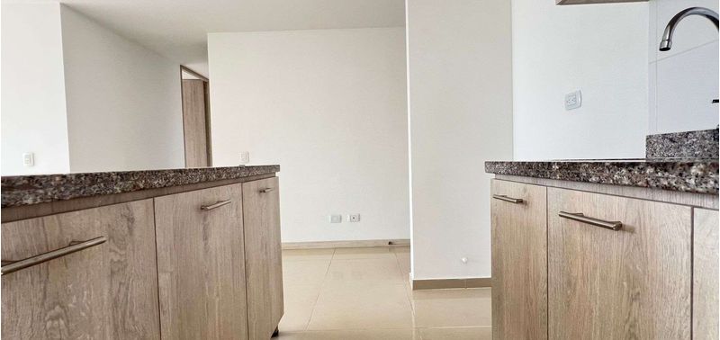 Apartamento en Venta en Medellín, Las Lomas-3