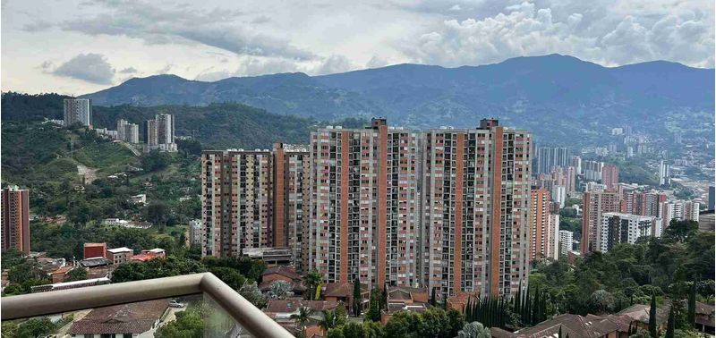 Apartamento en Venta en Medellín, Las Lomas-10