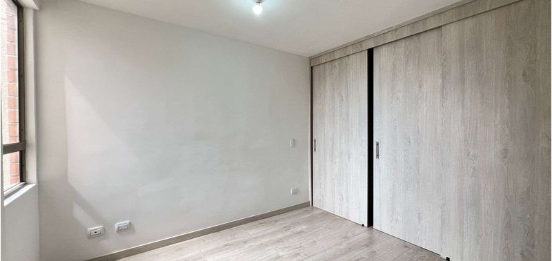 Apartamento en Venta en Medellín, Las Lomas-19