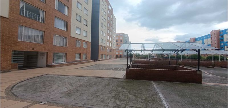 Apartamento en Venta en Bogotá, D.C., Capellanía-17