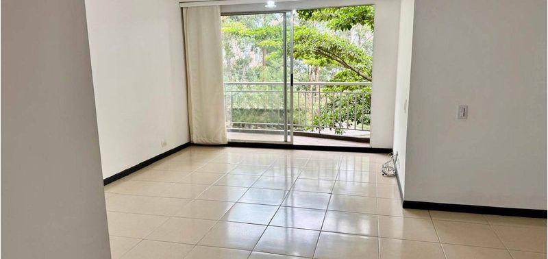 Apartamento en Venta en La Estrella, La Estrella-0