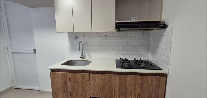 Apartamento en Venta en Medellín, San Antonio de Prado-3