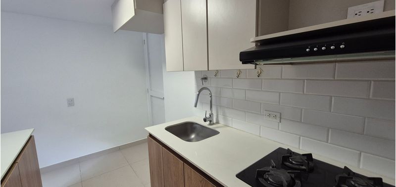 Apartamento en Venta en Medellín, San Antonio de Prado-4