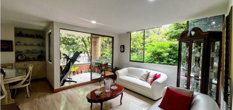 Apartamento en Venta en Medellín, Santa María de los Ángeles
