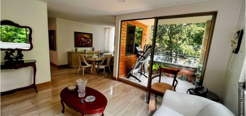 Apartamento en Venta en Medellín, Santa María de los Ángeles-0