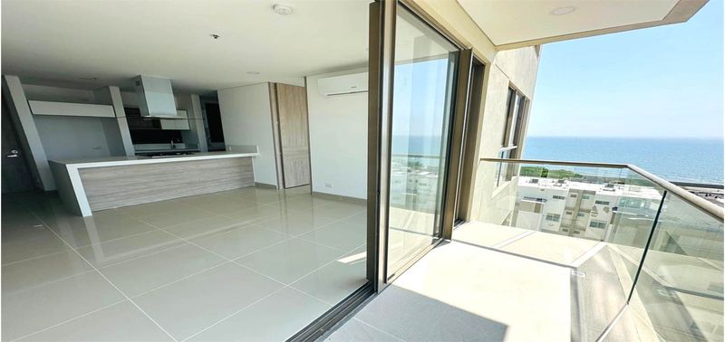 Apartamento en Venta en Santa Marta, Rodadero Sur-0