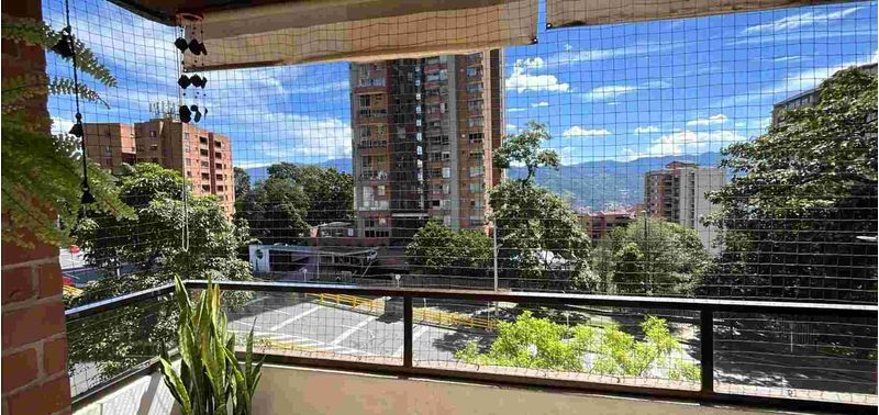 Apartamento en Venta en Medellín, El Poblado-0