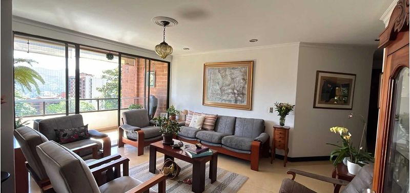Apartamento en Venta en Medellín, El Poblado-1