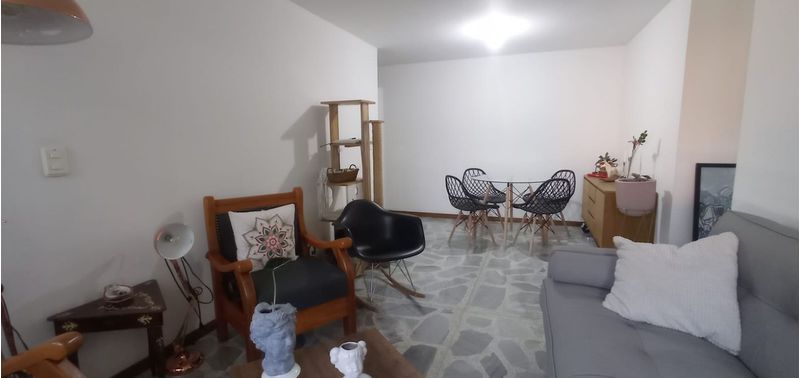 Apartamento en Venta en Medellín, Belén Nogal - Los Almendros-0