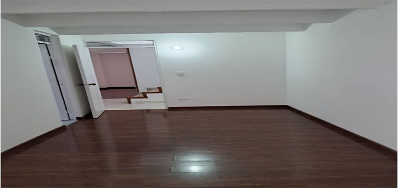 Casa en Venta en Bogotá, D.C., El Mortiño-3