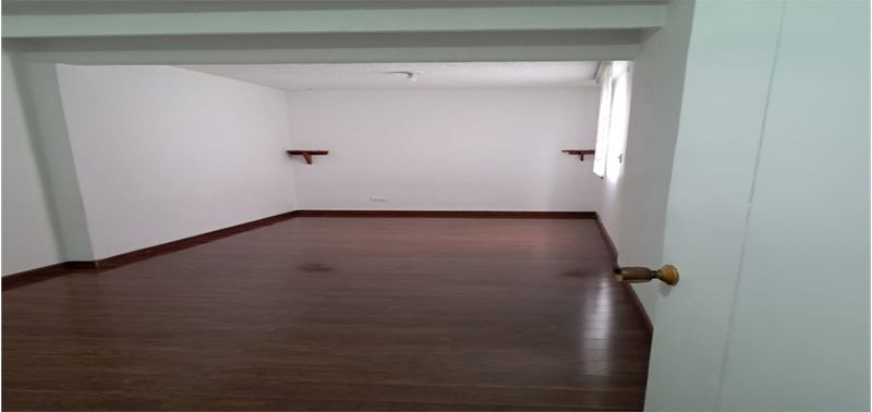 Casa en Venta en Bogotá, D.C., El Mortiño-5