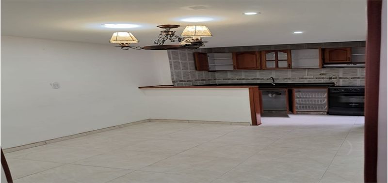 Casa en Venta en Bogotá, D.C., El Mortiño-15