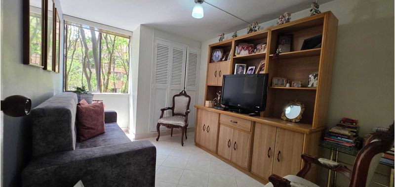 Apartamento en Venta en Medellín, Laureles-12