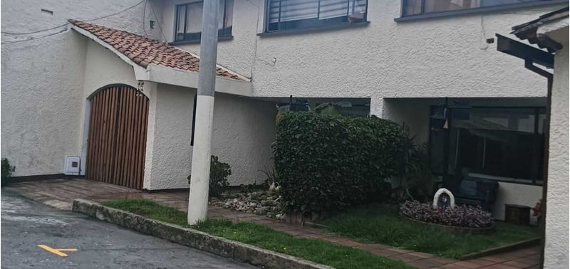 Casa en Venta en Bogotá, D.C., Usaquén-0