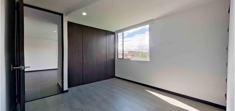 Apartamento en Venta en Bogotá, D.C., la calleja-7