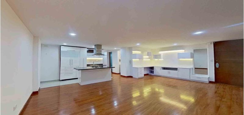 Apartamento en Venta en Bogotá, D.C., Santa Bárbara Central-1