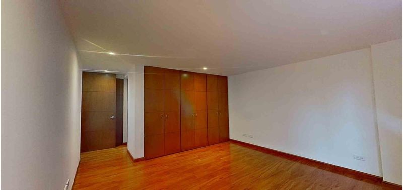 Apartamento en Venta en Bogotá, D.C., Santa Bárbara Central-5