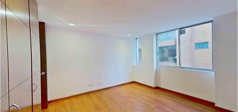 Apartamento en Venta en Bogotá, D.C., Santa Bárbara Central-6