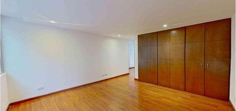 Apartamento en Venta en Bogotá, D.C., Santa Bárbara Central-11