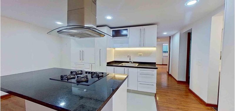 Apartamento en Venta en Bogotá, D.C., Santa Bárbara Central-14