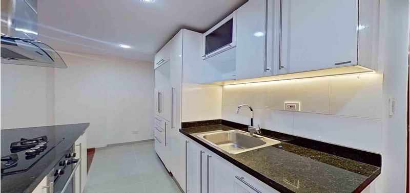 Apartamento en Venta en Bogotá, D.C., Santa Bárbara Central-16