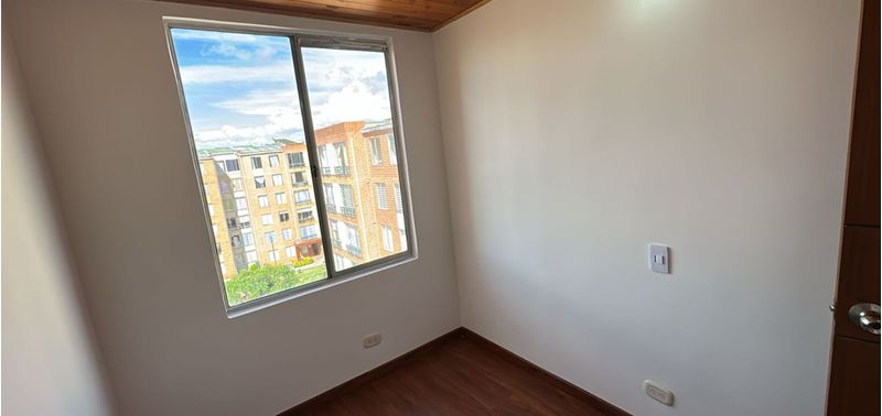 Apartamento en Venta en Bogotá, D.C., Soacha-3
