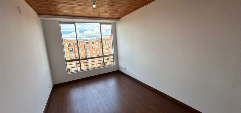 Apartamento en Venta en Bogotá, D.C., Soacha-10