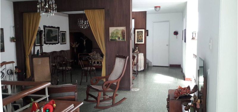 Casa en Venta en Medellín, Los Rosales-4