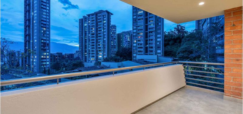 Apartamento en Venta en Medellín, El Poblado-2