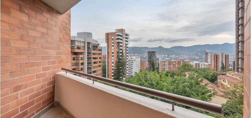 Apartamento en Venta en Medellín, El Poblado-13