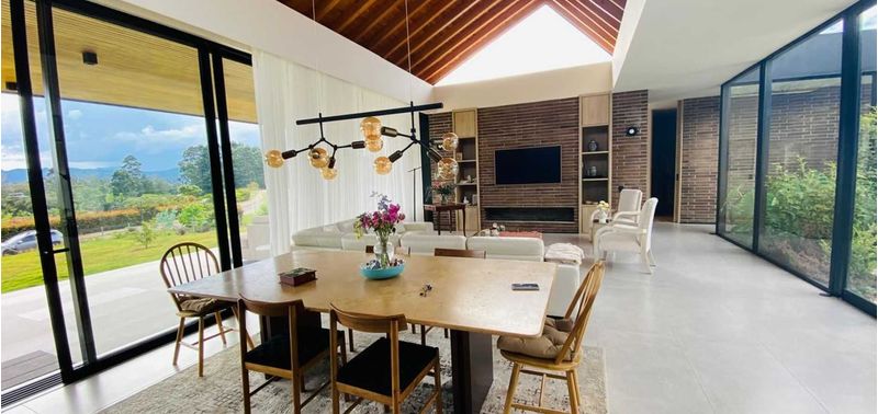 Casa en Venta en La Ceja, La Ceja-1