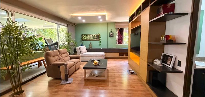 Apartamento en Venta en Envigado, Loma del Chocho-0