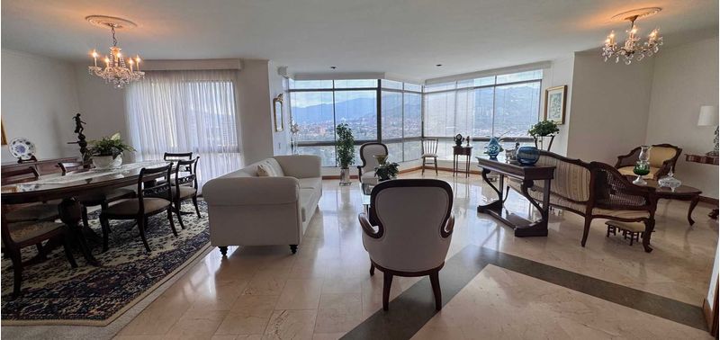 Apartamento en Venta en Medellín, El Poblado-1