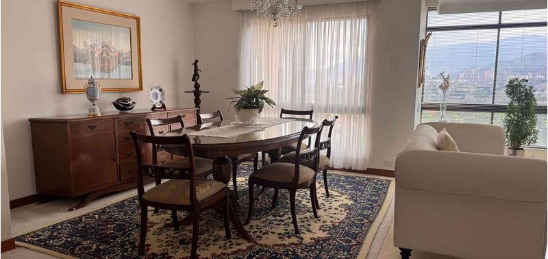 Apartamento en Venta en Medellín, El Poblado-2