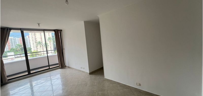 Apartamento en Venta en Medellín, Belén Loma de los Bernal-0
