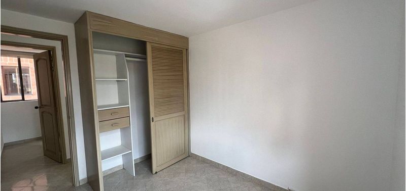 Apartamento en Venta en Medellín, Belén Loma de los Bernal-3