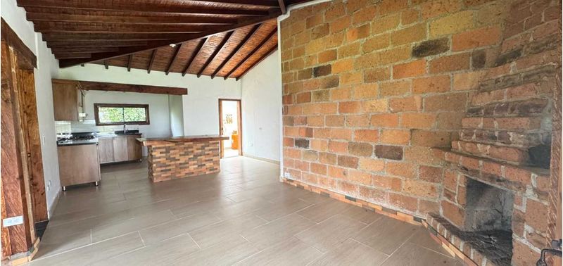 Casa en Venta en Medellín, Santa Elena-3