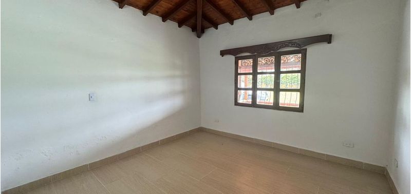 Casa en Venta en Medellín, Santa Elena-5