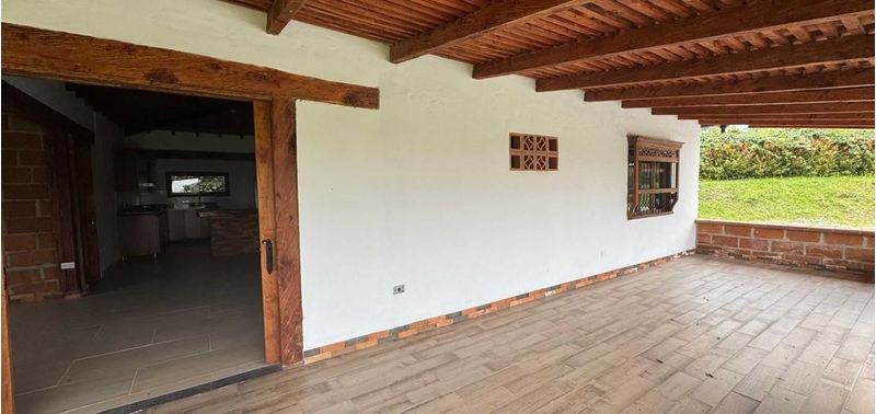 Casa en Venta en Medellín, Santa Elena-7