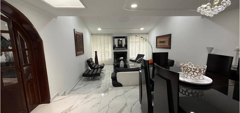 Casa en Venta en Bogotá, D.C., Niza-0