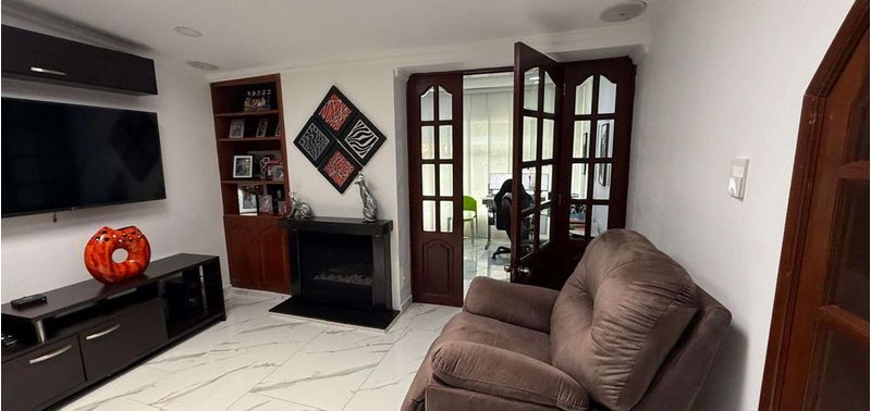 Casa en Venta en Bogotá, D.C., Niza-2