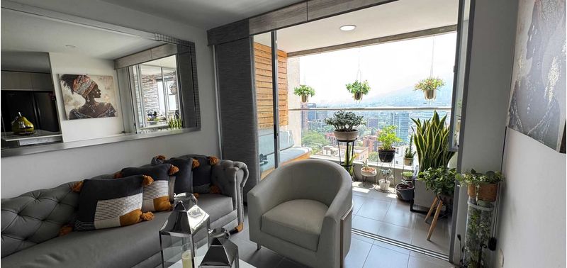 Apartamento en Venta en Medellín, El Poblado-1