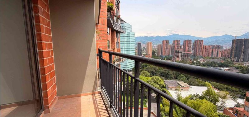 Apartamento en Venta en Medellín, El Poblado-5