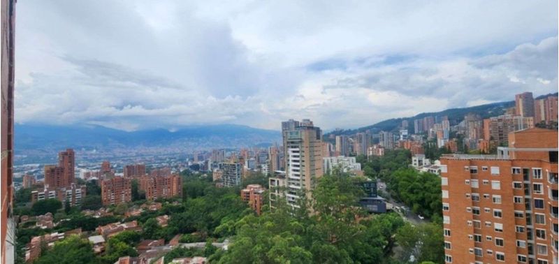 Apartamento en Venta en Medellín, El Poblado-0
