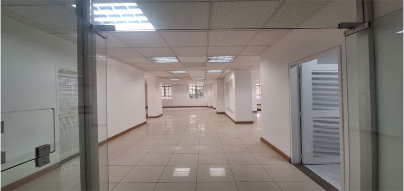 Oficina en Venta en Bogotá, D.C., Bella Suiza