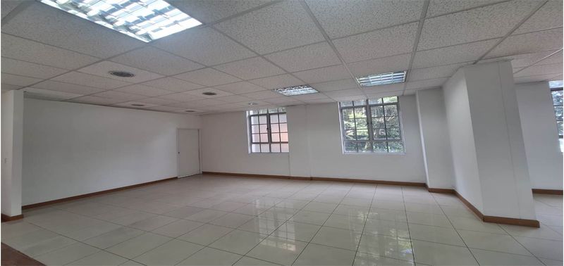 Oficina en Venta en Bogotá, D.C., Bella Suiza-3